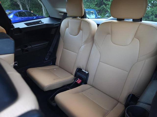 Photo of 2016 Ice White Volvo XC90