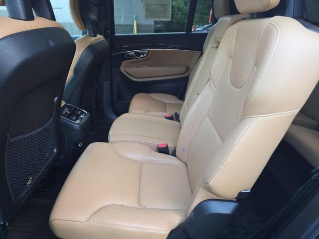 Photo of 2016 Ice White Volvo XC90