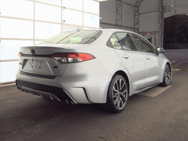 Photo of 2020 Classic Silver Metallic Toyota Corolla