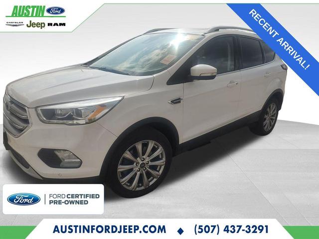 Photo of 2017 White Platinum Metallic Tri-Coat Ford Escape