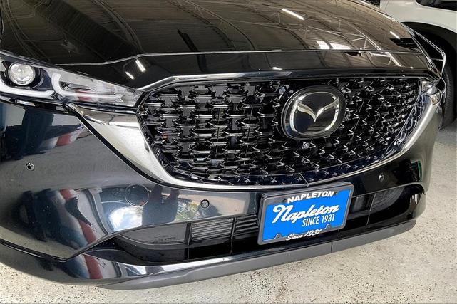 Photo of 2023 Jet Black Mica Mazda CX-5