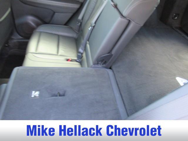 Photo of 2021 Summit White Buick Envision