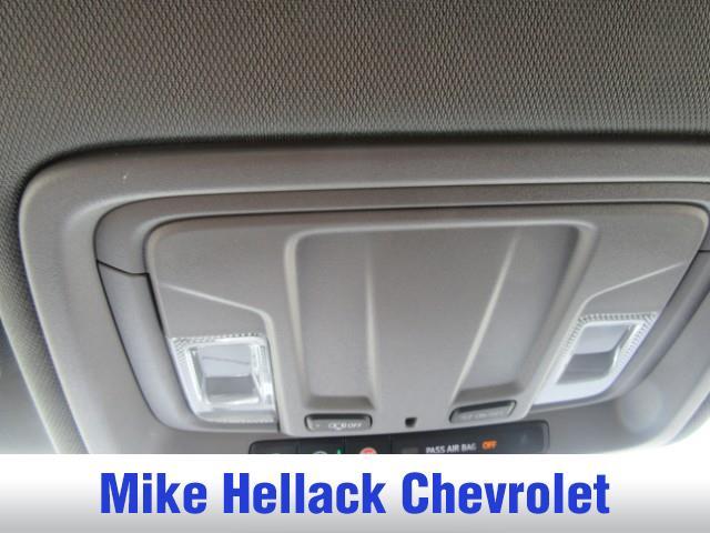 Photo of 2025 Summit White Chevrolet Silverado 2500
