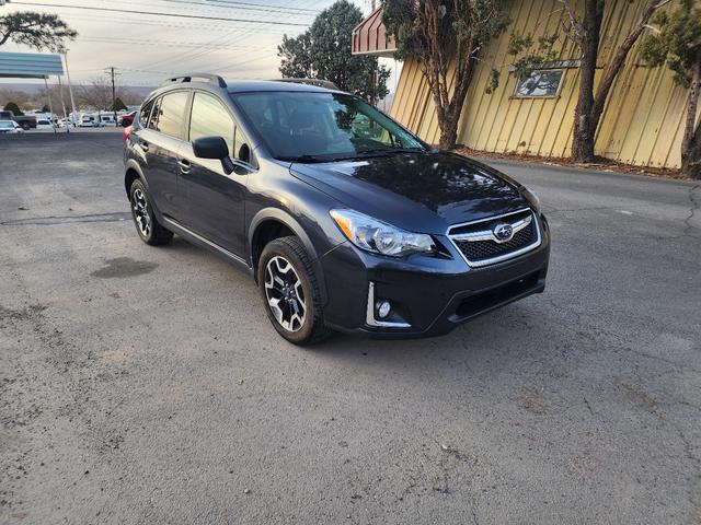 Photo of 2016 Grey Subaru Crosstrek