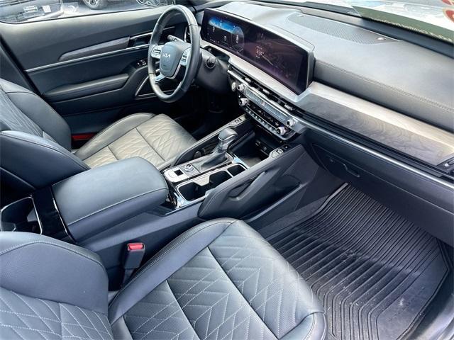 Photo of 2024 Wolf Gray Kia Telluride
