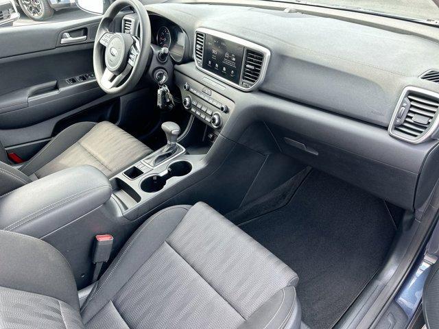 Photo of 2022 Pacific Blue Kia Sportage