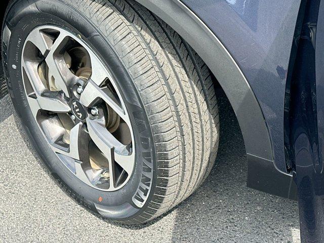 Photo of 2022 Pacific Blue Kia Sportage