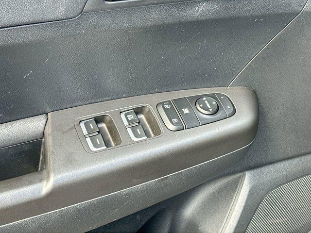 Photo of 2022 Pacific Blue Kia Sportage