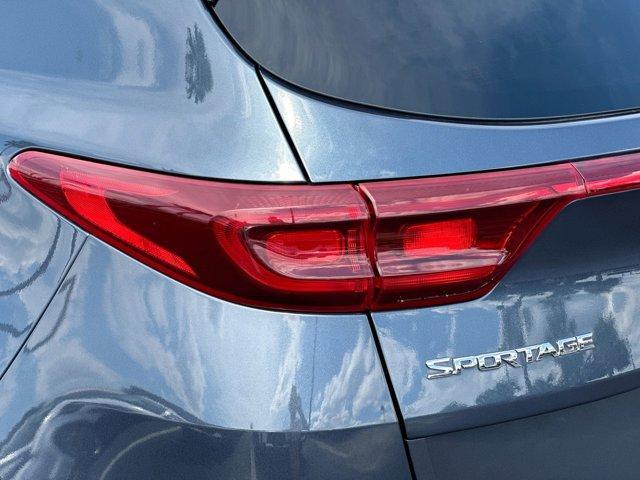 Photo of 2022 Pacific Blue Kia Sportage