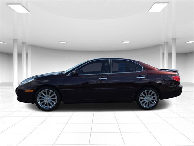 Photo of 2005 Black Garnet Pearl Lexus ES 330