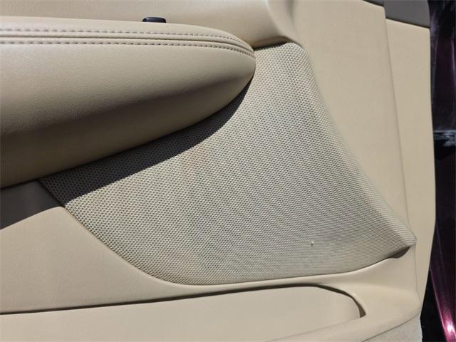 Photo of 2005 Black Garnet Pearl Lexus ES 330