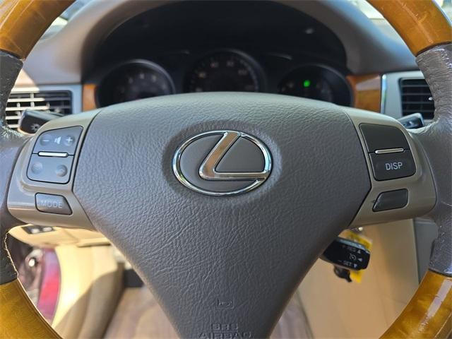 Photo of 2005 Black Garnet Pearl Lexus ES 330