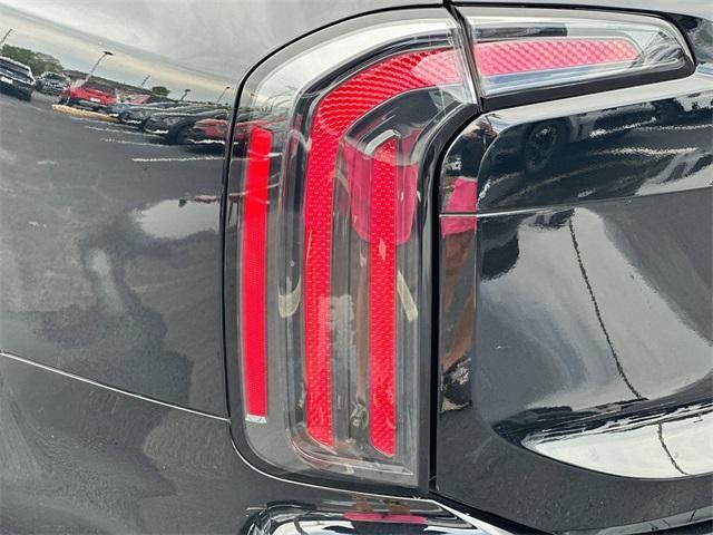 Photo of 2024 Ebony Black Kia Telluride