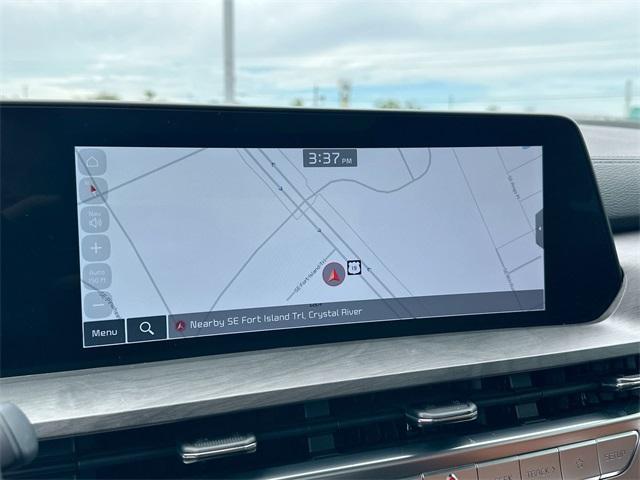 Photo of 2024 Ebony Black Kia Telluride