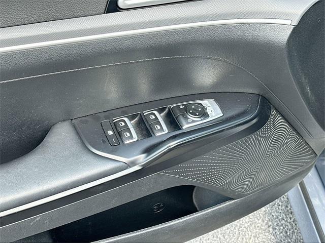 Photo of 2022 Everlasting Silver Kia K5