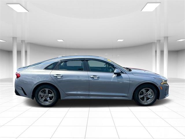 Photo of 2022 Everlasting Silver Kia K5