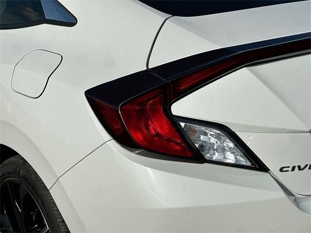 Photo of 2020 Platinum White Honda Civic