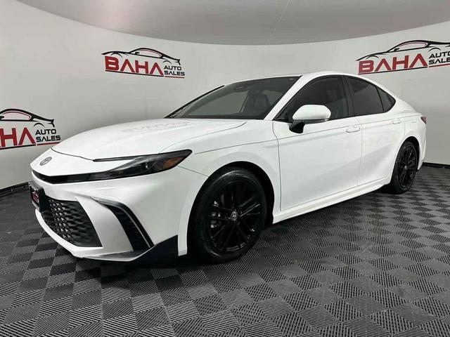 Photo of 2025 Ice Cap Toyota Camry