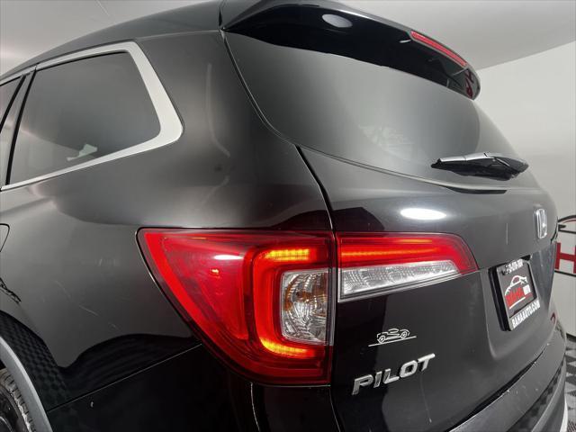 Photo of 2019 Crystal Black Pearl Honda Pilot