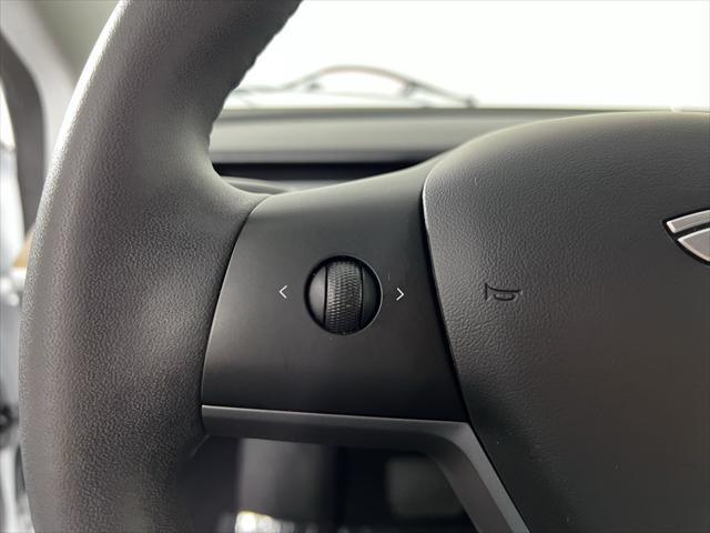 Photo of 2020 Pearl White Multi-Coat Tesla Model 3