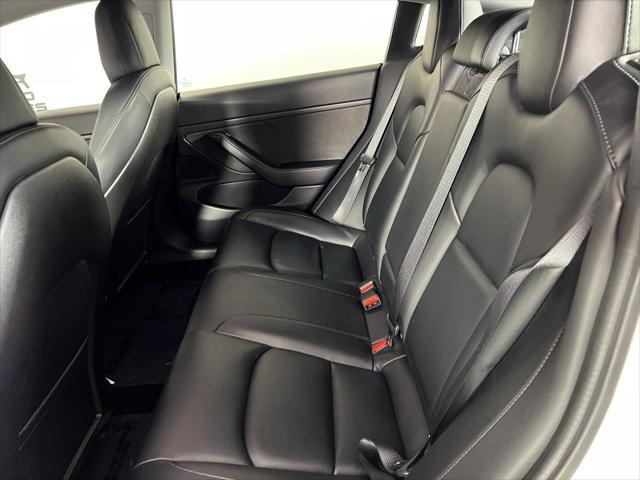 Photo of 2020 Pearl White Multi-Coat Tesla Model 3