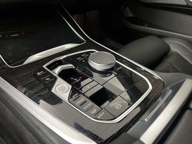 Photo of 2024 Brooklyn Grey Metallic BMW X5