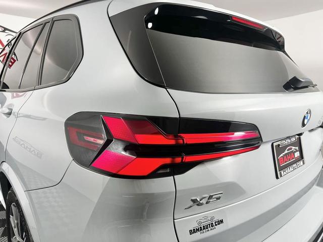 Photo of 2024 Brooklyn Grey Metallic BMW X5