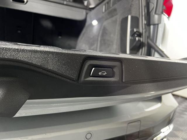 Photo of 2024 Brooklyn Grey Metallic BMW X5