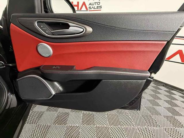 Photo of 2020 Alfa Black Alfa Romeo Giulia