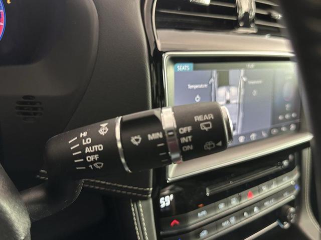 Photo of 2020 Black Jaguar F-PACE