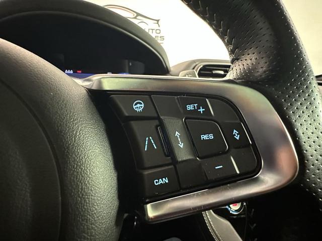 Photo of 2020 Black Jaguar F-PACE