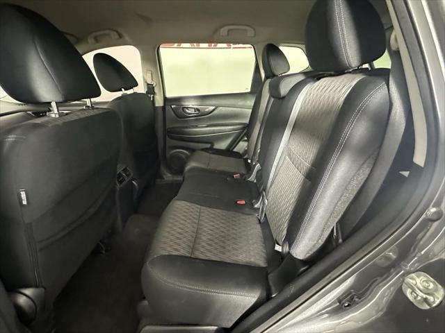 Photo of 2019 Gun Metallic Nissan Rogue