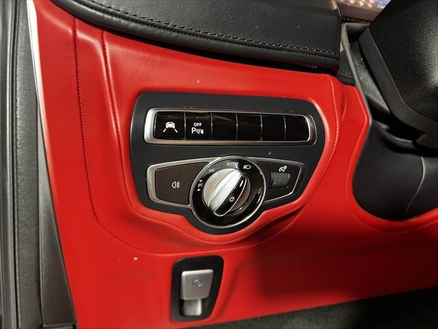 Photo of 2021 Black Mercedes-Benz AMG G 63