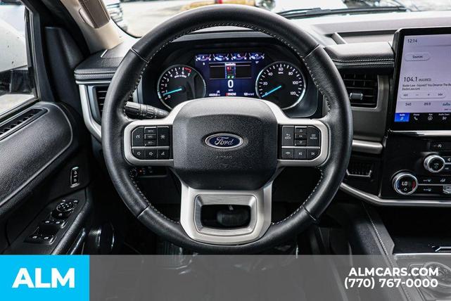 Photo of 2024 Oxford White Ford Expedition Max