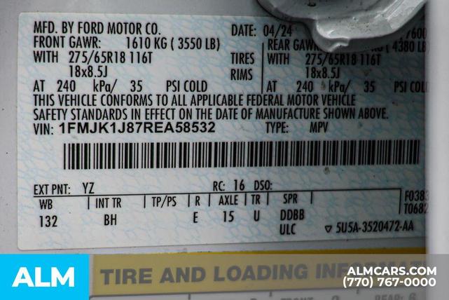 Photo of 2024 Oxford White Ford Expedition Max