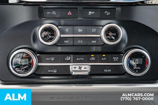Photo of 2024 Oxford White Ford Expedition Max