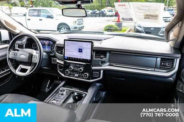 Photo of 2024 Oxford White Ford Expedition Max