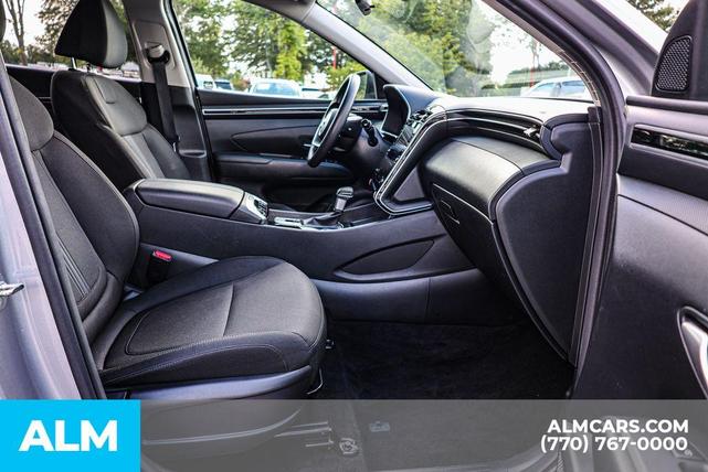 Photo of 2024 Shimmering Silver Hyundai TUCSON