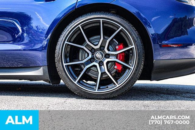 Photo of 2022 Blue Porsche Taycan