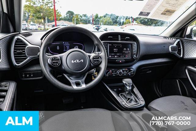 Photo of 2024 Snow White Pearl Kia Soul