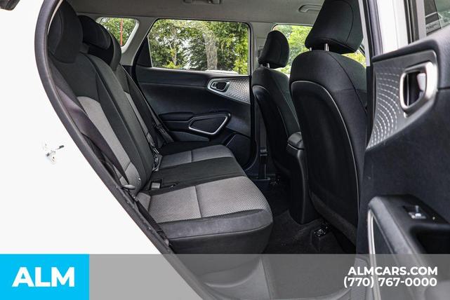 Photo of 2024 Snow White Pearl Kia Soul