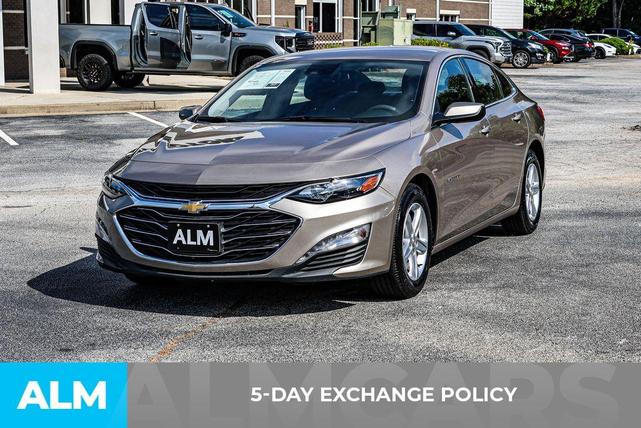 Photo of 2024 Mineral Gray Metallic Chevrolet Malibu