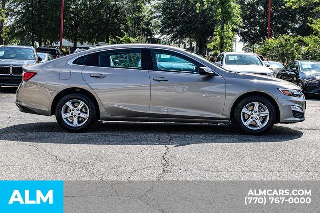 Photo of 2024 Mineral Gray Metallic Chevrolet Malibu