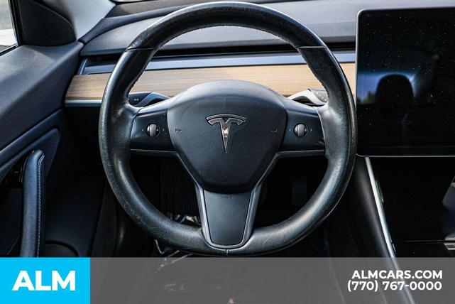 Photo of 2018 Gray Tesla Model 3