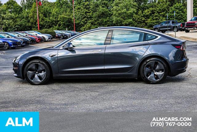 Photo of 2018 Gray Tesla Model 3