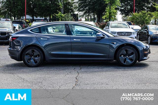 Photo of 2018 Gray Tesla Model 3
