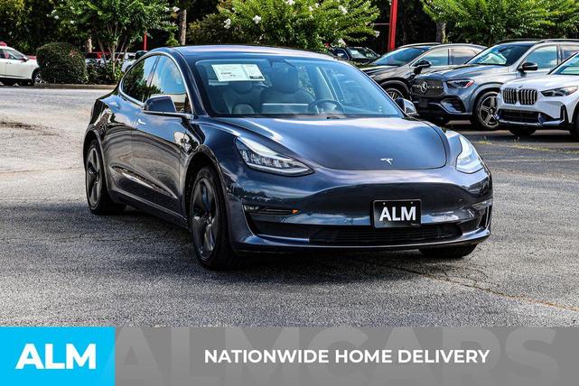 Photo of 2018 Gray Tesla Model 3