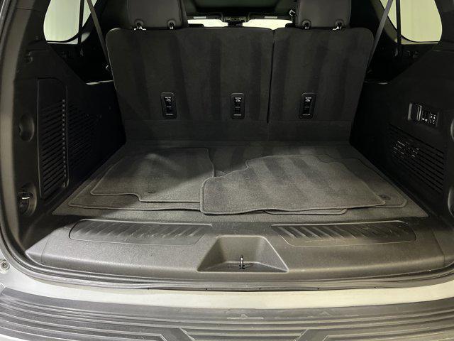 Photo of 2023 Sterling Gray Metallic Chevrolet Suburban