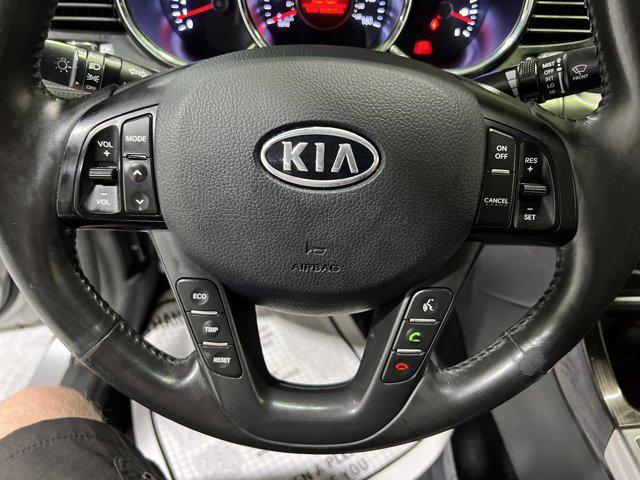 Photo of 2012 Bright Silver Kia Optima