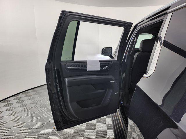 Photo of 2023 Onyx Black GMC Yukon XL